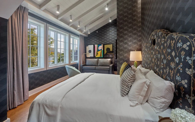 River House at Odette's