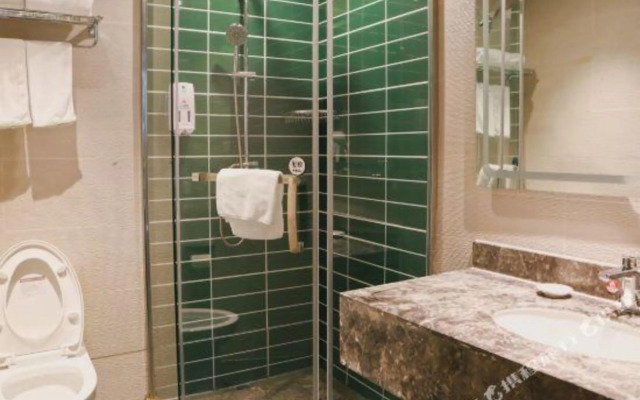 GreenTree Inn