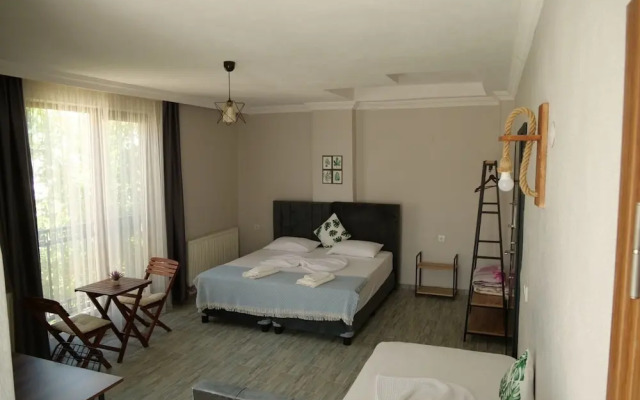 Li̇mon Otel Kiyiköy