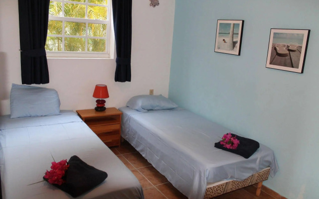 Bahia Apartments & Diving