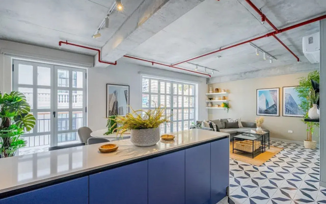 w Cozy 2BR in Plaza Herrera