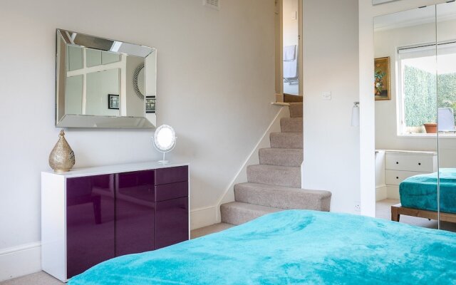 Exclusive Balcony Relax 2 Bed Hyde Park Living