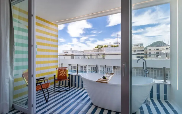 Sea View and Balcony With Bathtub Q4