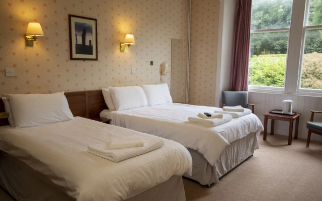 The Stromness Hotel by Paymán Club