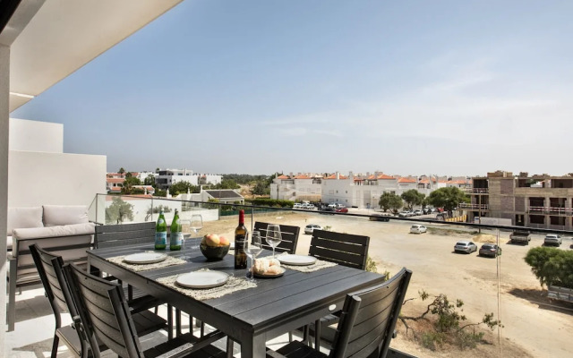Sunny Apartments X in Tavira