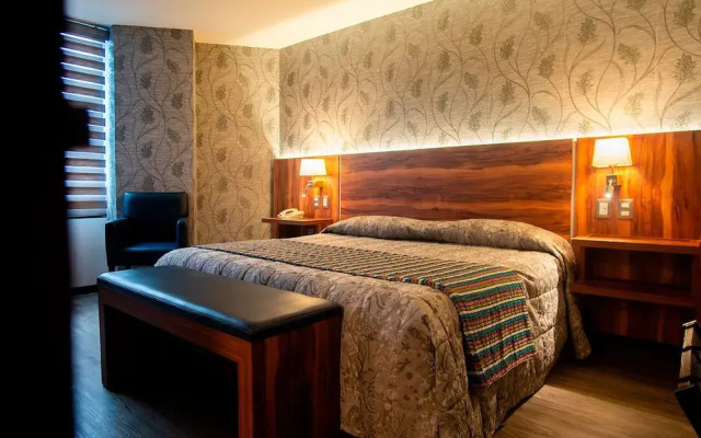 Hotel Parque Satelite