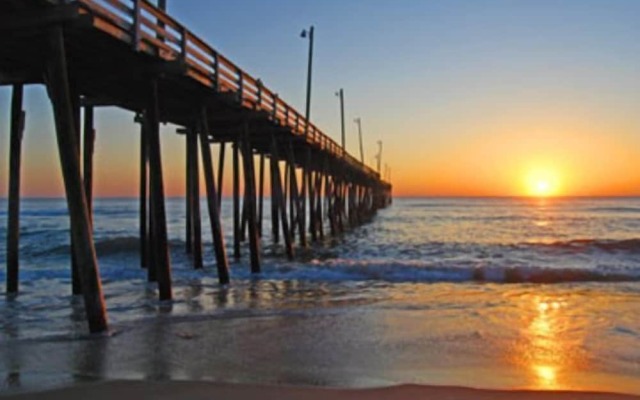 Golden Sands Carolina Beach Oceanfront, Tapestry by Hilton