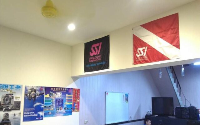 Atoll Dive Travel Center