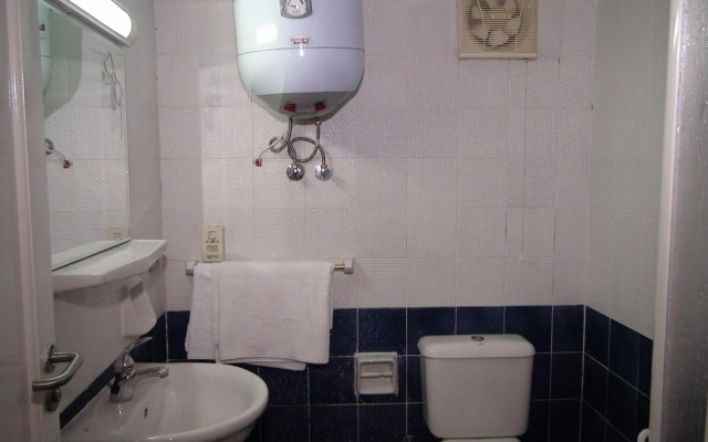 Glorious Hotel
