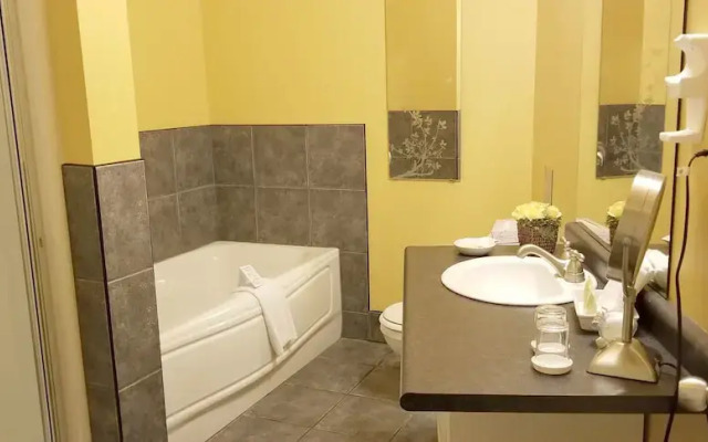 The Falls Inn - Walters Falls