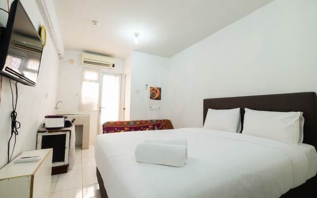 Contemporary Studio Apartment at Gading Nias Residence