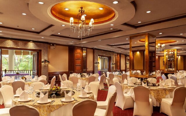 Mercure Mandalay Hill Resort