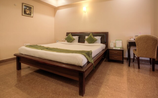 Treebo Shivam Inn Near Singapore Mall