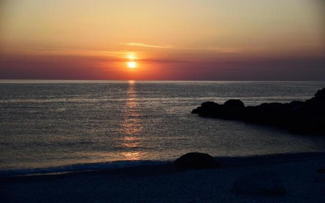 Mylopotamos Beach House