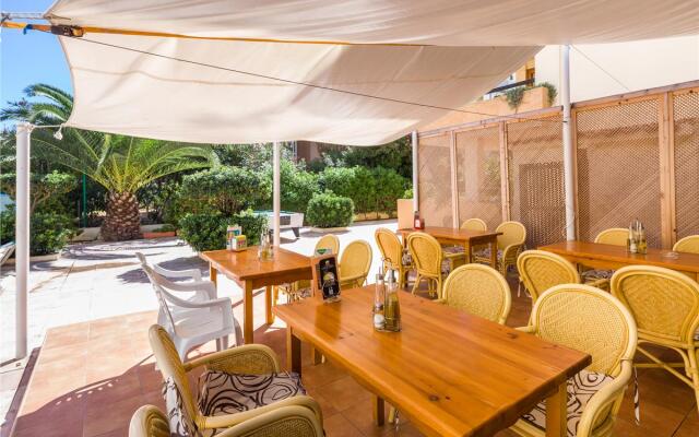 Arlanza Jet Apartments (Adults Only)