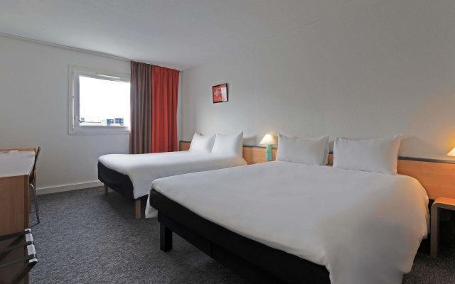 ibis Paris Pantin Eglise