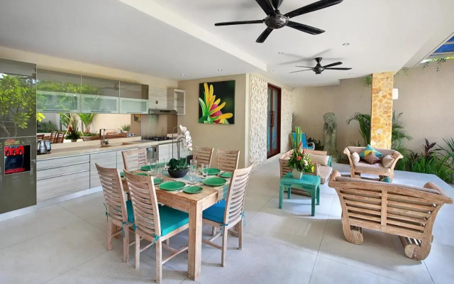 J Villa Canggu