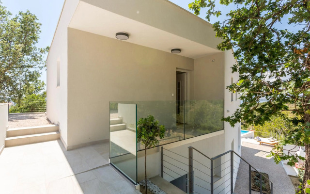 Villa Horizon save 15 percent on Split-villas com