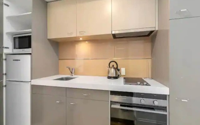 Stunning Spacious Studio In Viaduct Basin