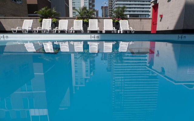 The Roehampton Hotel
