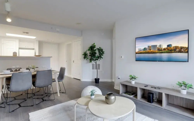 Cozy Apartment Near Ballston Metro