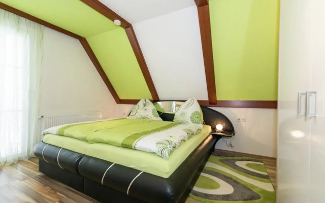 Holiday Apartment in Tropolach Near Pressegger See