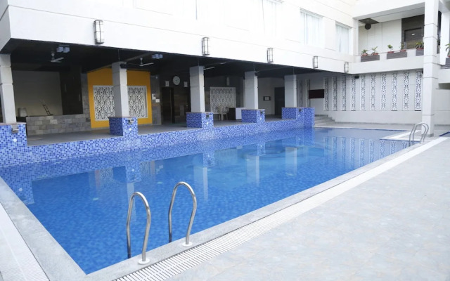 Silver Estate Resort