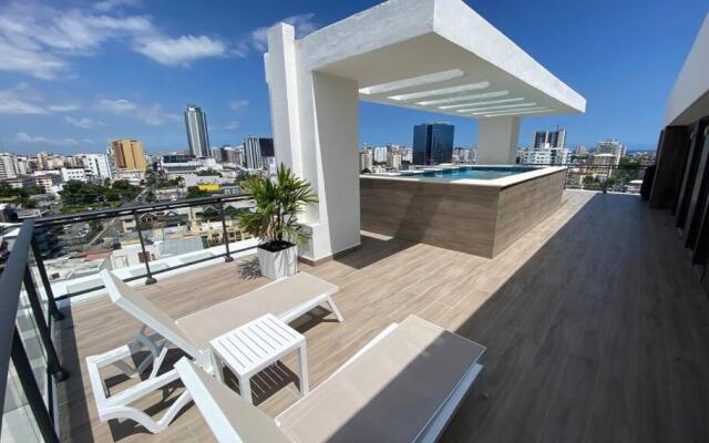 Cozy 2br*pool*wi-fi*DOWNTOWN*yellowkey