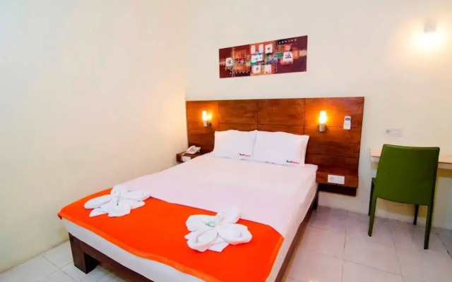 RedDoorz near Marvel City Mall