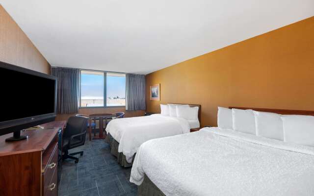 Howard Johnson by Wyndham Gillette