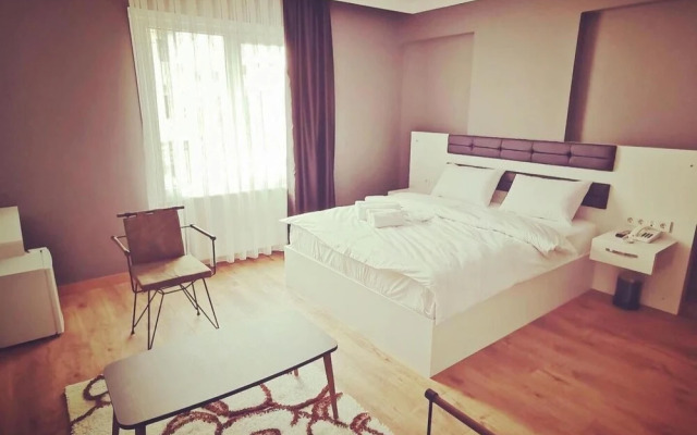 Karaca Suite