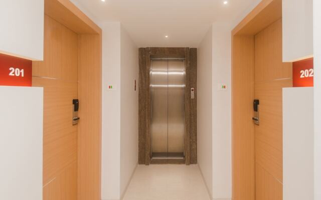 OYO 16718 Hotel Aditya Residency