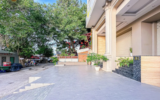 Golden Sun Apartments 7