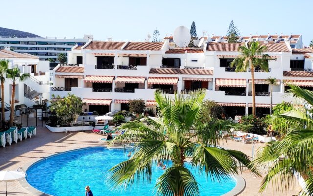 Pool View Los Cristianos by HelloApartments