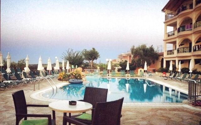 Ariadne Apartments