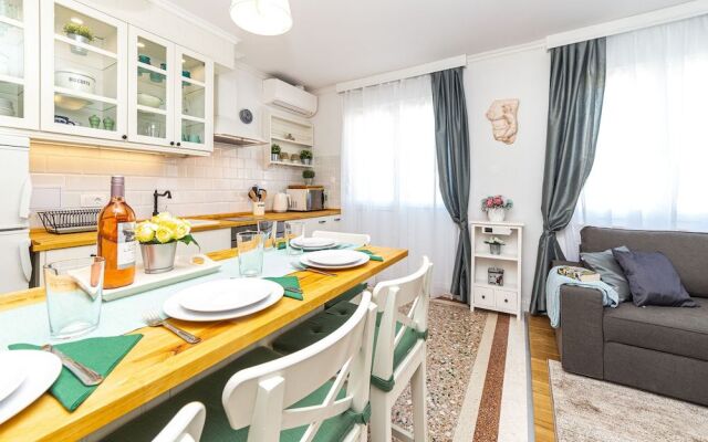 Holiday Apartment Miltoni Split