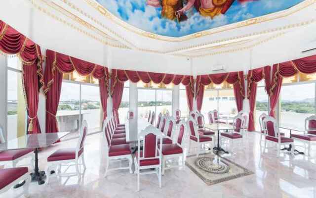 Oasis Hiso Hotel