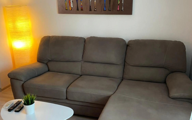 Modern & Central 1BR Apartment with lovely terrace