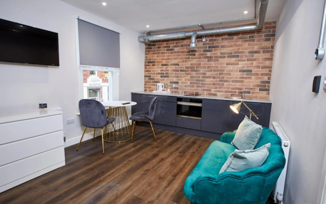 Three Cranes Serviced Apartments