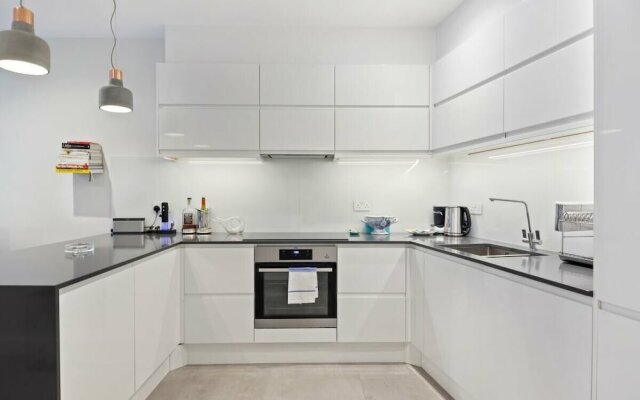 Stunning 3-bed House W/terrace & Garden in Notting Hill