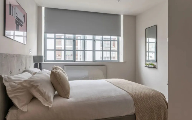 Amigos Nest - Farringdon - by Frankie Says