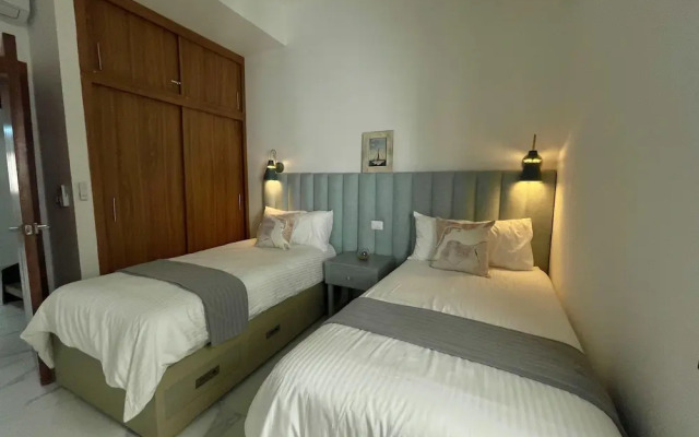 Cozy 2 BR Aparment With Private Pool