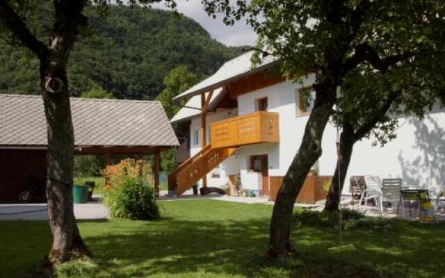 Apartments & Chalets Markez - Bohinj