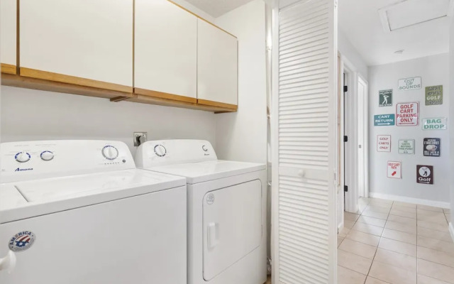 Royale Tee Retreat - Golf Dream