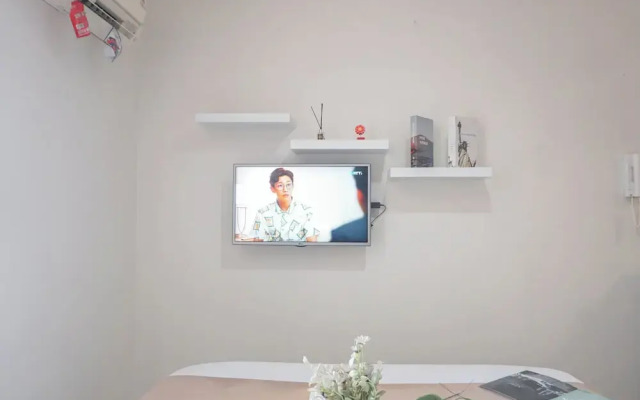 Well Furnished Studio Apartment Cinere Bellevue Suites