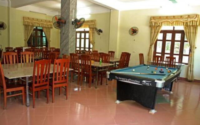 Toms Hostel