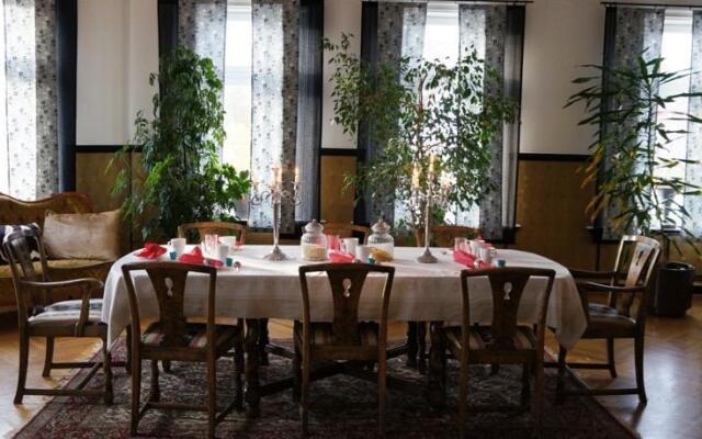 Jernvagshotellet Bed & Breakfast