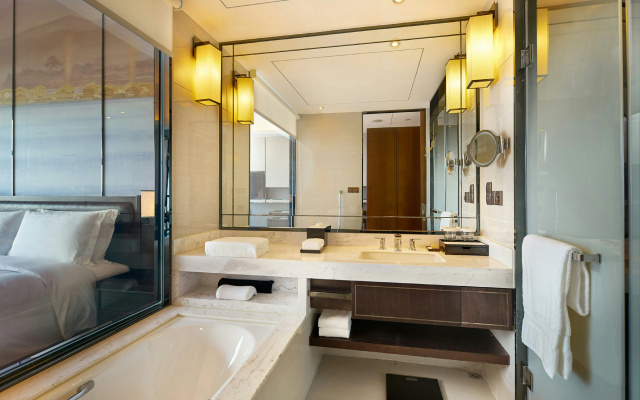 Doubletree By Hilton Ningbo Beilun
