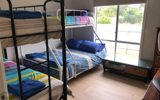 Holiday Escape Milang