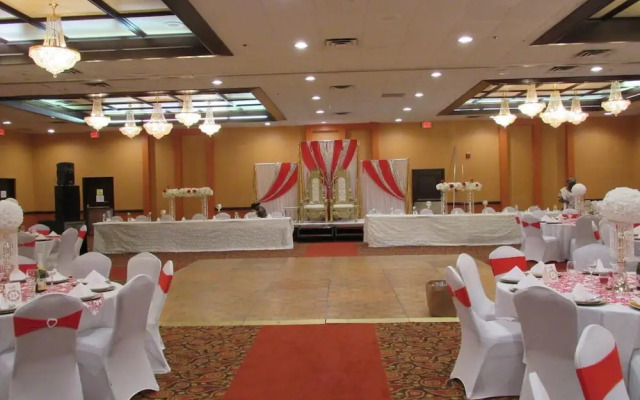 Ramada by Wyndham DFW Airport
